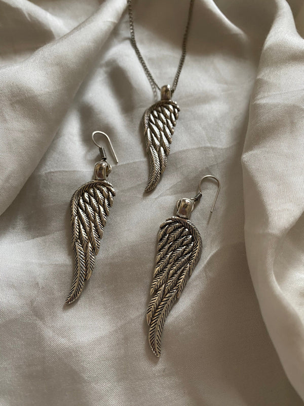 Feather Pendant & Earrings
