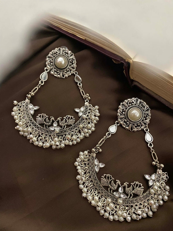 Anokhi Pearl Chandbali