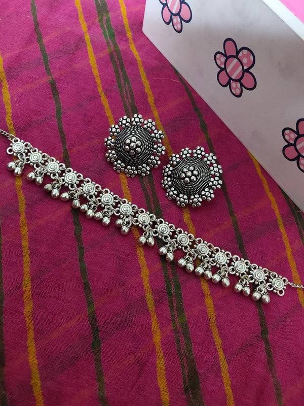 Choker set