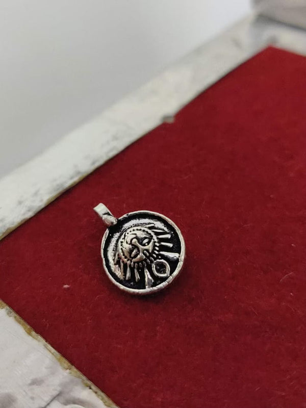 Devi Nose Pin