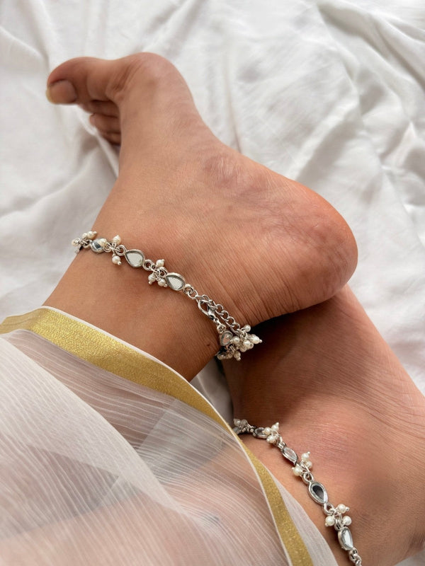Kaanch Anklets
